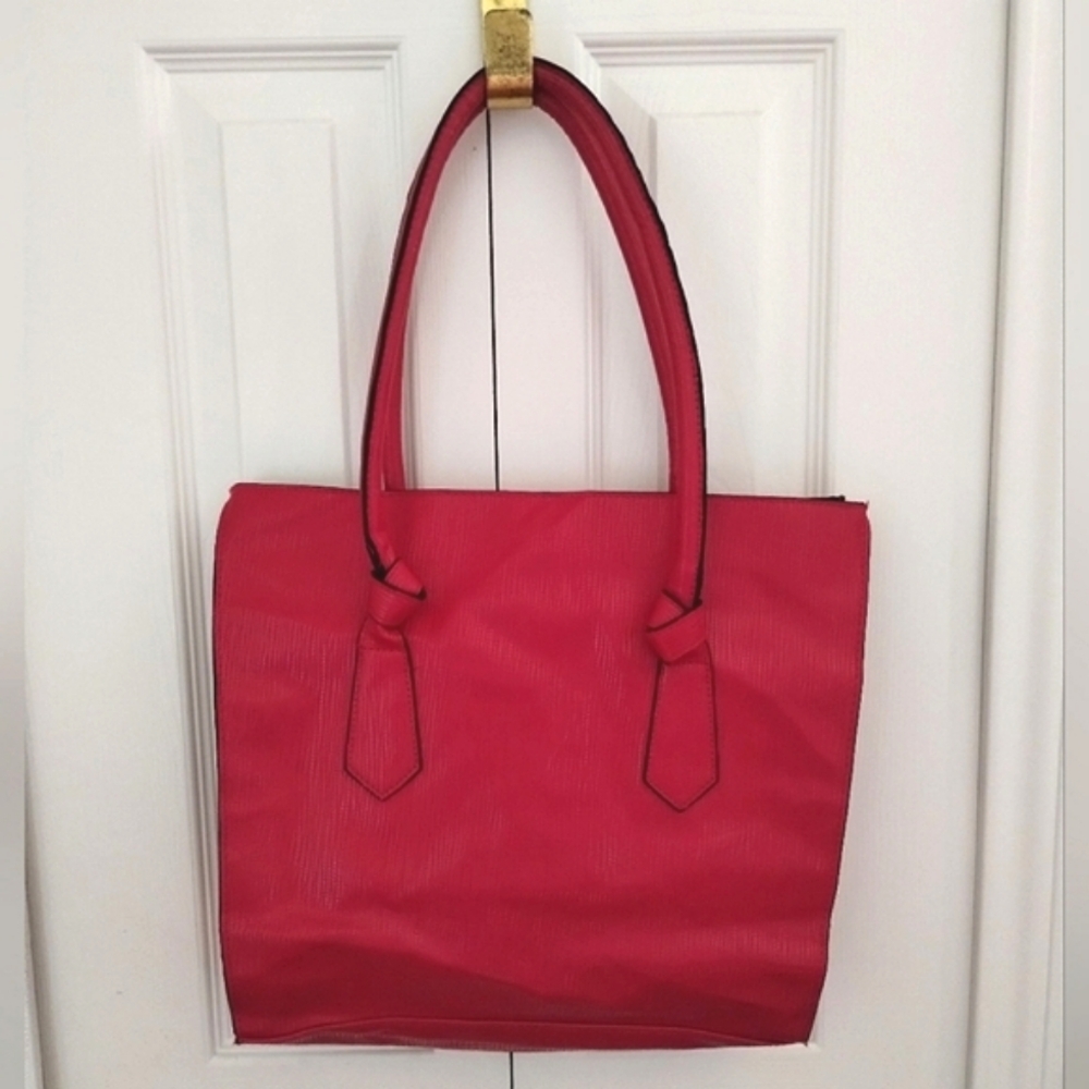 Red Tote - Picture 14 of 14